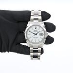 Rolex Datejust 41 126300 (Onbekend (willekeurig serienummer)) - 41mm Staal (4/5)