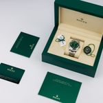 Rolex Oyster Perpetual 36 126000 - (2/5)