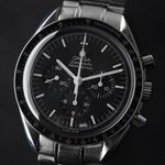 Omega Speedmaster Professional Moonwatch 3570.50.00 (2012) - Black dial 42 mm Steel case (2/3)