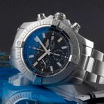 Breitling Super Avenger A13375 (2019) - Black dial 48 mm Steel case (2/8)