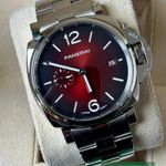 Panerai Luminor Due PAM01539 (2025) - Red dial 42 mm Steel case (1/7)
