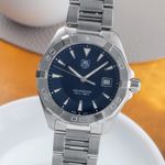 TAG Heuer Aquaracer 300M WAY1112 (2015) - Blue dial 41 mm Steel case (3/8)