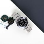 Rolex Submariner No Date 124060 (2024) - Zwart wijzerplaat 41mm Staal (2/8)