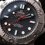 Omega Seamaster Diver 300 M 210.30.42.20.01.002 (2022) - Black dial 42 mm Steel case (2/3)