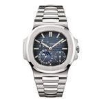 Patek Philippe Nautilus 5712/1A-001 (2021) - 38mm Staal (1/12)