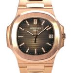 Patek Philippe Nautilus 5711/1R-001 (2016) - Brown dial 40 mm Rose Gold case (1/8)