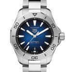 TAG Heuer Aquaracer WBP2111.BA0627 (2023) - Blue dial 40 mm Steel case (2/3)