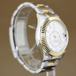 Rolex Sky-Dweller 326933 (2019) - 42 mm Gold/Steel case (4/8)