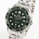 Omega Seamaster Diver 300 M 210.30.42.20.10.001 (2023) - Groen wijzerplaat 42mm Staal (1/8)