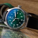 IWC Pilot Mark IW328205 (Onbekend (willekeurig serienummer)) - Groen wijzerplaat 40mm Staal (2/8)