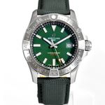 Breitling Avenger A17328101L1X1 (2024) - Green dial 42 mm Steel case (1/1)