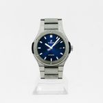 Hublot Classic Fusion 568.NX.7170.NX (2024) - Blauw wijzerplaat 38mm Titanium (1/1)