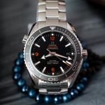 Omega Seamaster Planet Ocean 232.30.46.21.01.003 (2018) - Zwart wijzerplaat 46mm Staal (1/5)