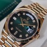 Rolex Day-Date 36 128238 (2021) - Green dial 43 mm Yellow Gold case (1/8)