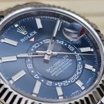 Rolex Sky-Dweller 326934 (2023) - Blue dial 42 mm Steel case (4/8)