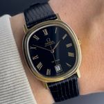 Omega De Ville 162.0063 (1974) - Black dial 32 mm Gold/Steel case (2/8)