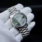Rolex Day-Date 40 228239 (2023) - Green dial 40 mm White Gold case (2/7)