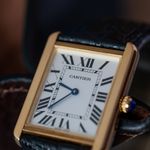 Cartier Tank Solo W5200004 (2020) - Zilver wijzerplaat 35mm Geelgoud (4/8)