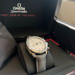 Omega Speedmaster Professional Moonwatch 311.93.44.51.99.002 (2023) - Grey dial 44 mm Ceramic case (3/8)