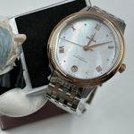 Omega De Ville Prestige 434.20.34.20.05.001 (2024) - Parelmoer wijzerplaat 34mm Goud/Staal (1/8)