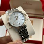 Omega De Ville Prestige 434.20.34.20.05.001 (2024) - Pearl dial 34 mm Gold/Steel case (4/8)