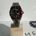 Tudor Black Bay Fifty-Eight 7939A1A0RU (2026) - Red dial 39 mm Steel case (3/8)