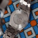 Audemars Piguet Royal Oak Lady 67650ST.OO.1261ST.01 (Unknown (random serial)) - Black dial 33 mm Steel case (6/8)