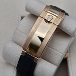 Rolex Yacht-Master 42 226658 (2023) - Black dial 42 mm Yellow Gold case (7/8)