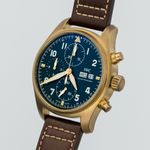 IWC Pilot Spitfire Chronograph IW387902 (2020) - Groen wijzerplaat 41mm Brons (3/8)