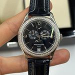 Patek Philippe Annual Calendar 5147G-001 (2024) - Black dial 39 mm White Gold case (7/8)