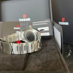 Tudor Black Bay Fifty-Eight 79030N (2025) - Black dial 39 mm Steel case (4/5)