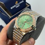 Breitling Chronomat 38 U17356531L1U1 (2023) - Green dial 38 mm Gold/Steel case (4/8)