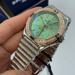 Breitling Chronomat 38 U17356531L1U1 (2023) - Groen wijzerplaat 38mm Goud/Staal (7/8)