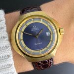 Omega Genève 166.121 (1973) - Blue dial 45 mm Gold/Steel case (2/8)
