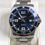 Longines HydroConquest L3.742.4.96.6 (2025) - Blue dial 41 mm Steel case (3/7)