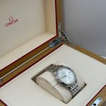 Omega De Ville Prestige 424.10.37.20.02.001 (2024) - Silver dial 37 mm Steel case (2/8)