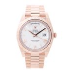 Rolex Day-Date 40 228235 (2021) - Wit wijzerplaat 40mm Roségoud (1/4)