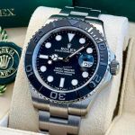Rolex Yacht-Master 42 226627 (2025) - Black dial 42 mm Titanium case (4/4)