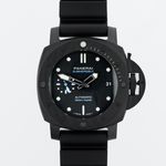 Panerai Luminor Submersible PAM02231 (2023) - Zwart wijzerplaat 42mm Carbon (1/8)