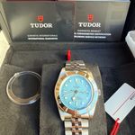 Tudor Black Bay 54 79000 (2025) - Turquoise dial 37 mm Steel case (3/4)