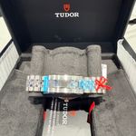Tudor Black Bay 54 79000 (2025) - Turquoise dial 37 mm Steel case (2/4)