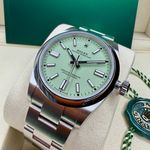 Rolex Oyster Perpetual 41 134300 (2026) - Green dial 41 mm Steel case (4/8)