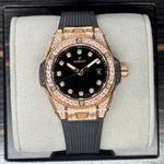 Hublot Classic Fusion 565.OX.1480.RX.1604 (2025) - Zwart wijzerplaat 38mm Roségoud (1/1)