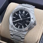 IWC Ingenieur Automatic IW328901 (2024) - Zwart wijzerplaat 40mm Staal (4/5)