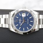 Rolex Datejust 41 126300 (2022) - Blue dial 41 mm Steel case (2/8)