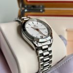 Omega Seamaster Aqua Terra 220.10.30.20.02.001 (2025) - Silver dial 30 mm Steel case (7/8)