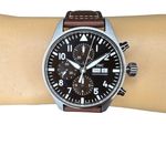 IWC Pilot Chronograph IW377713 (2022) - Brown dial 43 mm Steel case (2/8)