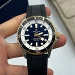 Breitling Superocean 42 U17375211B1S1 (2023) - Zwart wijzerplaat 42mm Goud/Staal (5/8)