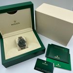 Rolex Milgauss 116400GV (2023) - Black dial 40 mm Steel case (2/8)