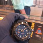 Breitling Avenger S173282A1C1X1 (2025) - Blue dial 42 mm Ceramic case (2/2)